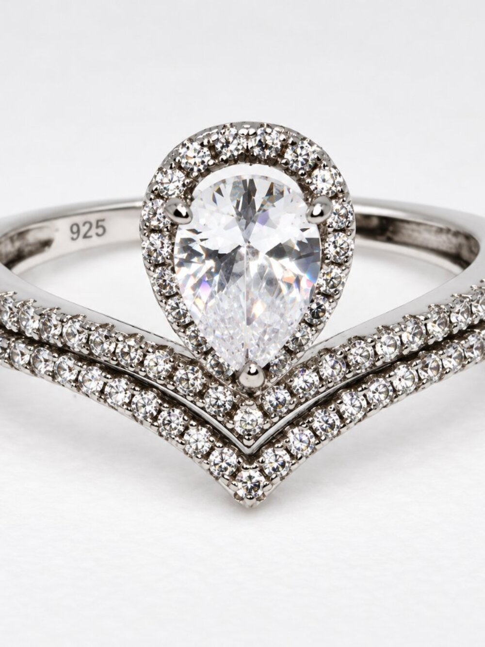 925 Sterling Silver Pear Cut Halo Statement Ring Clear Stones